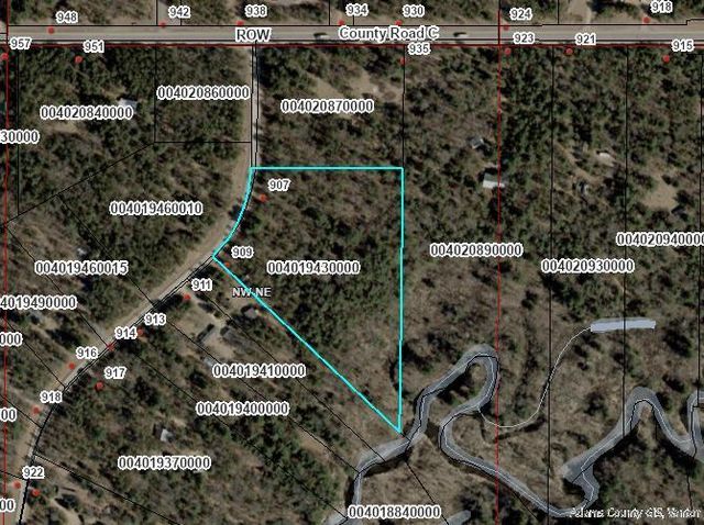 907 W Trout Valley Road, Hancock, WI 54943