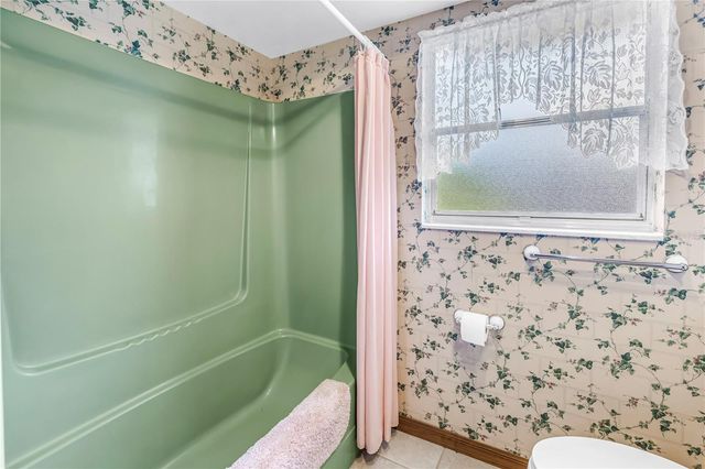 10657 DEL PRADO DRIVE E, Largo, FL 33774