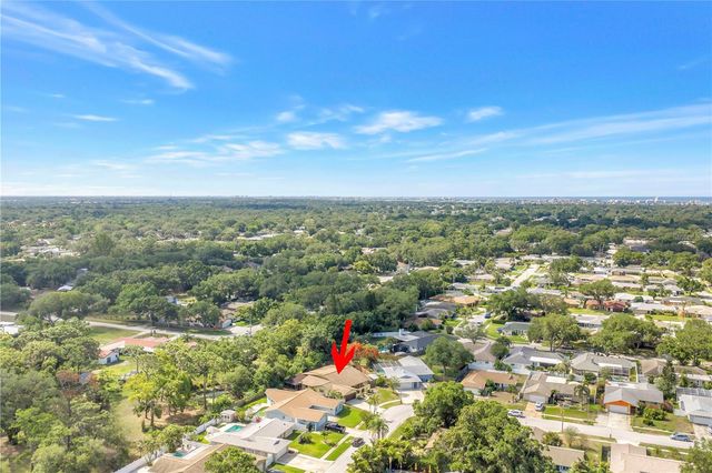 10657 DEL PRADO DRIVE E, Largo, FL 33774