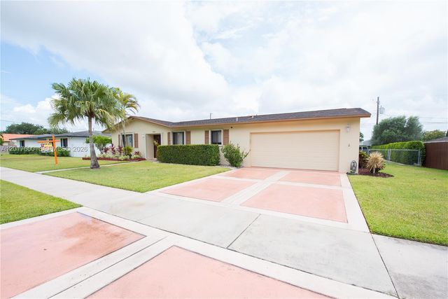 224 NW 19th St, Homestead, FL 33030
