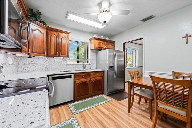 224 NW 19th St, Homestead, FL 33030