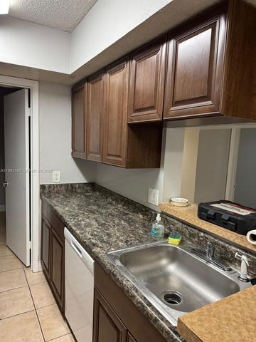 5780 Rock Island Rd 362, Tamarac, FL 33319