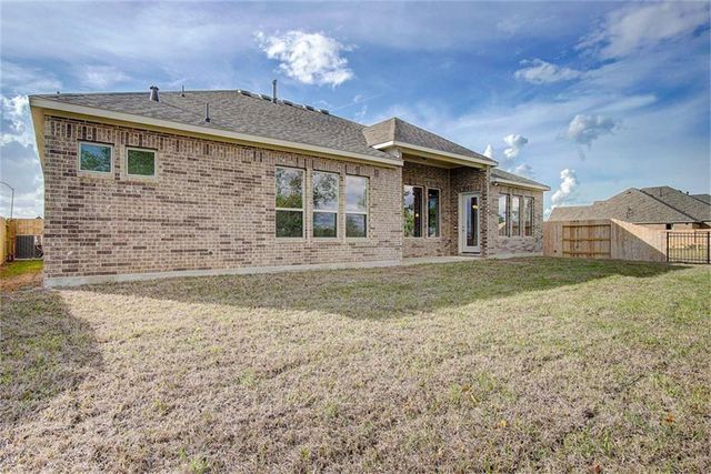 6202 Meadow Bluff Court, Richmond, TX 77407