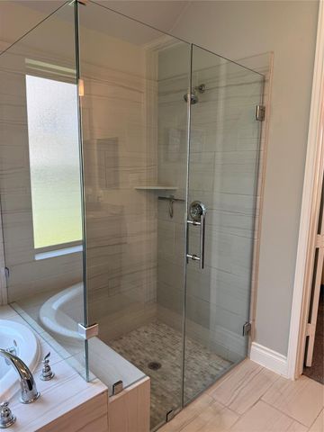 6914 Red Oak Drive, Katy, TX 77493