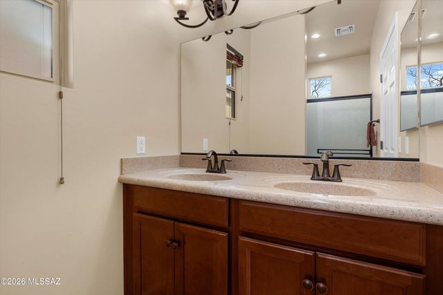 11556 N Adobe Village Place, Marana, AZ 85658