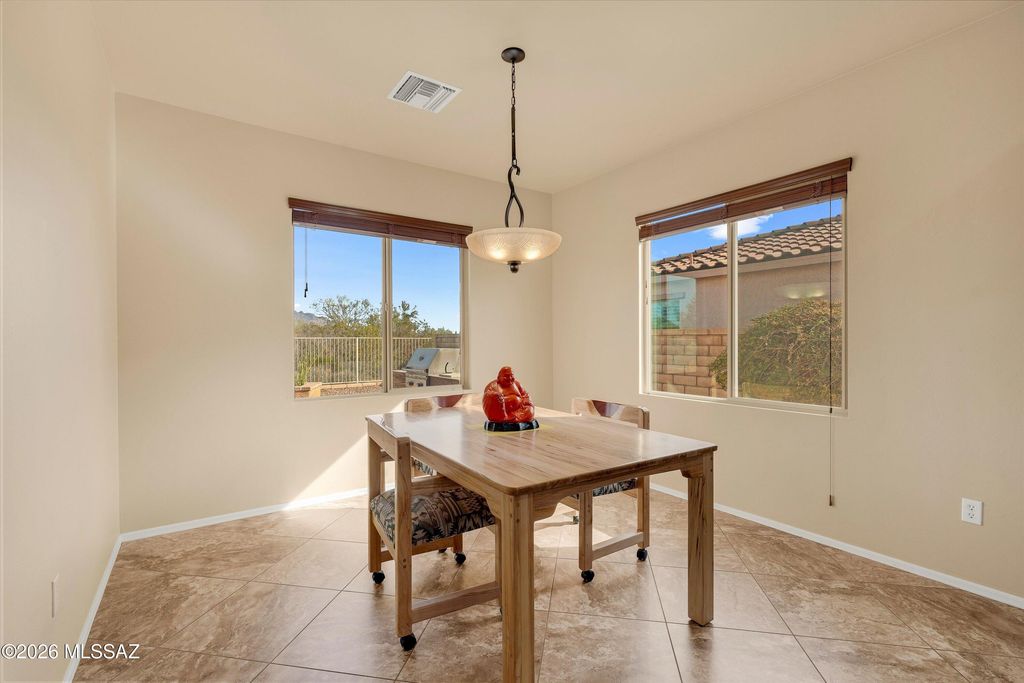 Image 15 of property listing at 11556 N Adobe Village Place, Marana, AZ 85658
