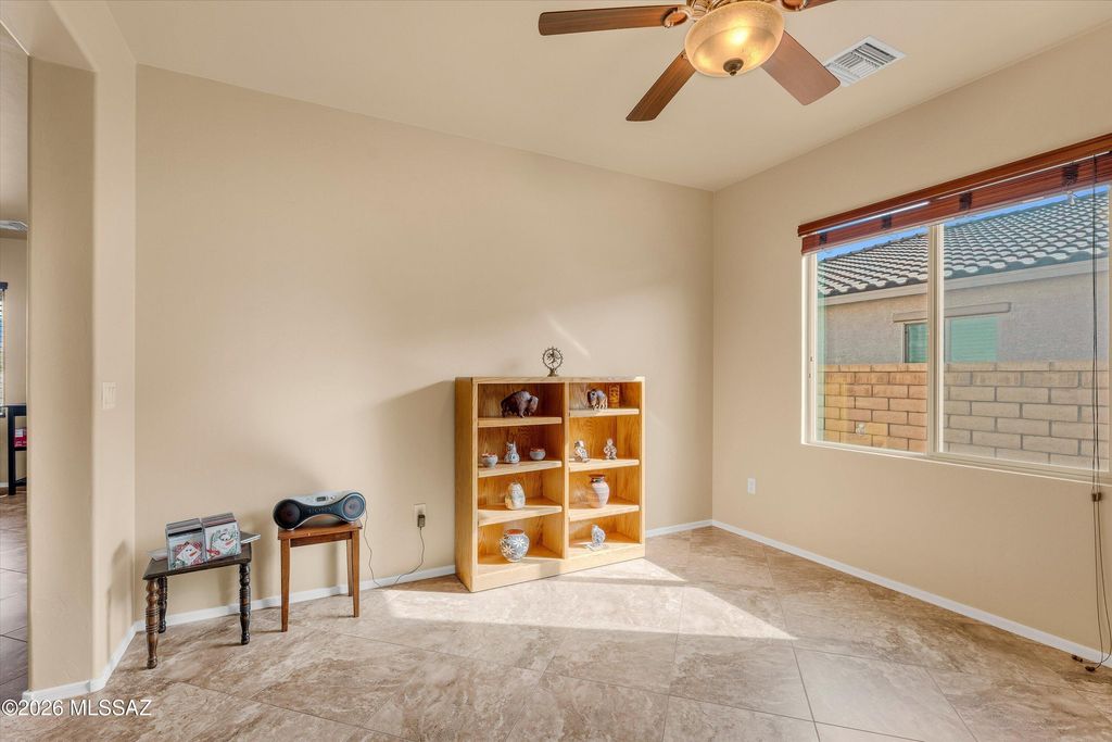 Image 18 of property listing at 11556 N Adobe Village Place, Marana, AZ 85658