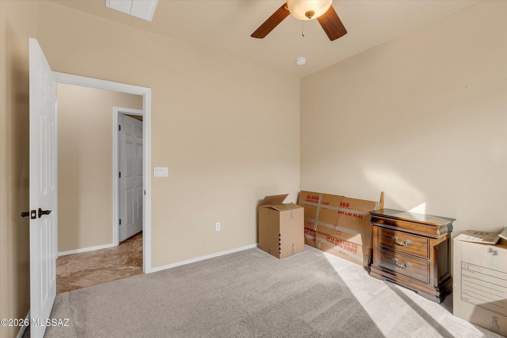 Image 26 of property listing at 11556 N Adobe Village Place, Marana, AZ 85658