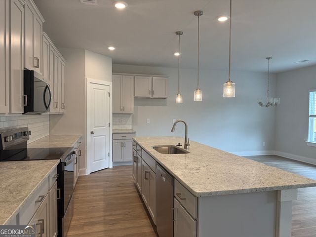 93 Maple Trail, Dawsonville, GA 30534