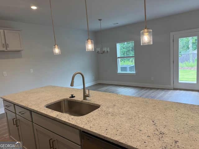 93 Maple Trail, Dawsonville, GA 30534