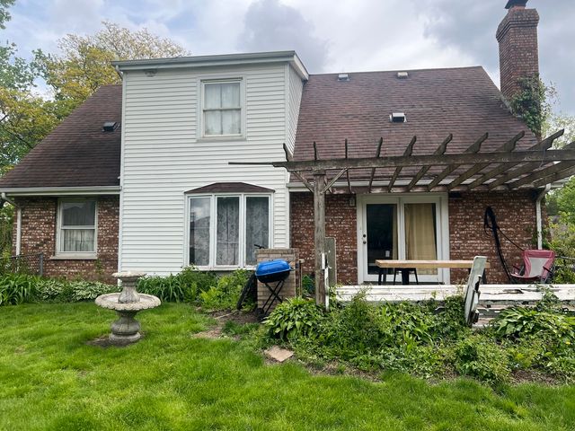 17208 Loomis Avenue, East Hazel Crest, IL 60429