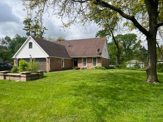 17208 Loomis Avenue, East Hazel Crest, IL 60429