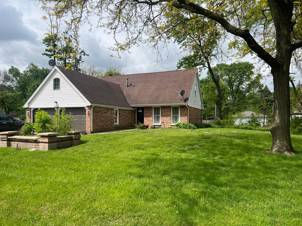 17208 Loomis Avenue, East Hazel Crest, IL 60429