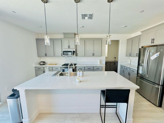 8373 Solfrid, Elk Grove, CA 95757