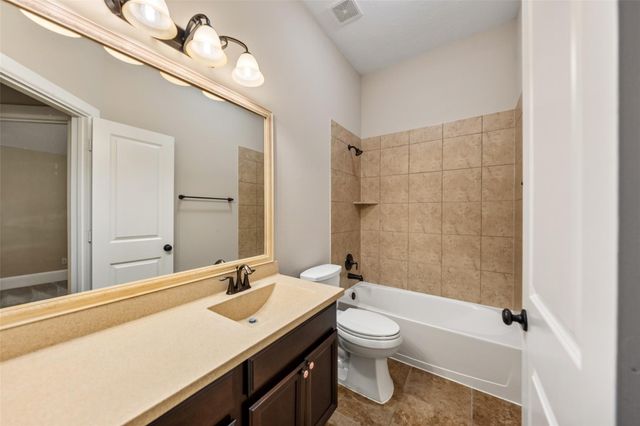 19322 Dockside Hill Lane, Humble, TX 77346