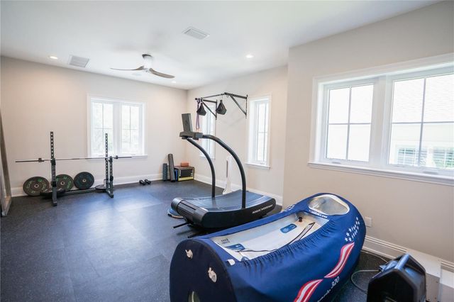 4402 W BEACH PARK DRIVE, Tampa, FL 33609