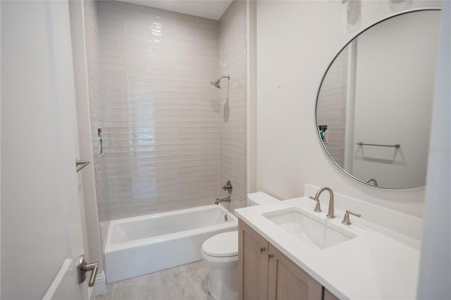 4402 W BEACH PARK DRIVE, Tampa, FL 33609