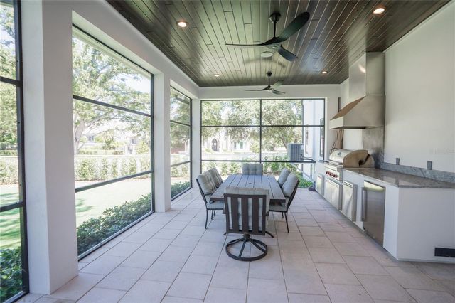 4402 W BEACH PARK DRIVE, Tampa, FL 33609