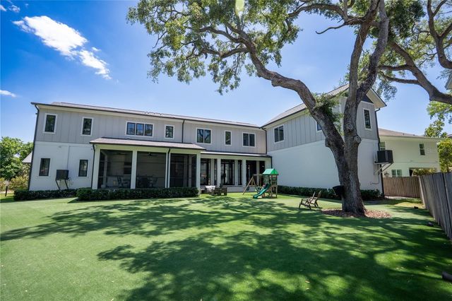 4402 W BEACH PARK DRIVE, Tampa, FL 33609