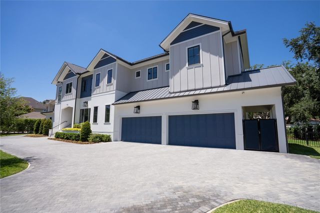4402 W BEACH PARK DRIVE, Tampa, FL 33609