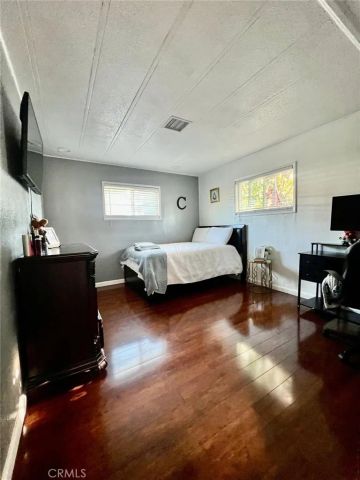 320 N Park Vista 20, Anaheim, CA 92806