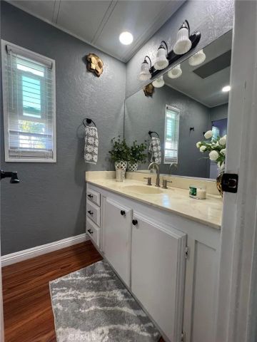 320 N Park Vista 20, Anaheim, CA 92806