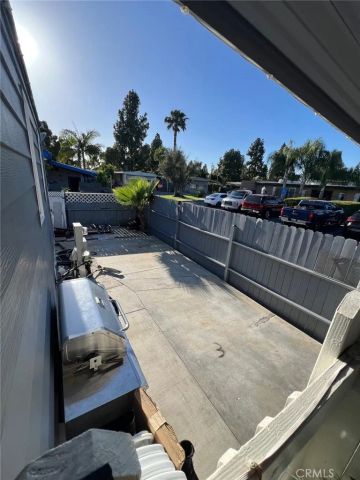 320 N Park Vista 20, Anaheim, CA 92806