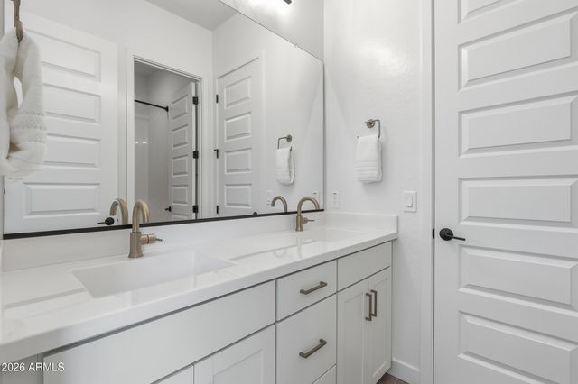 3812 W LODGE Drive, Laveen, AZ 85339