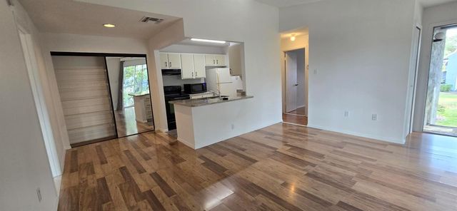 3831 NAUTICAL WAY 203, Kissimmee, FL 34741