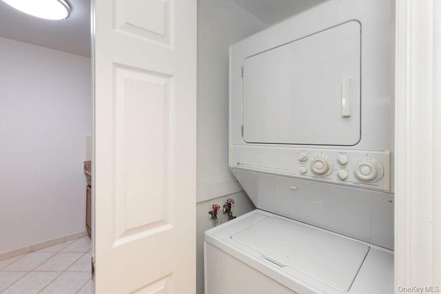 37 Bronxville Glen Drive Bldg 5 Bldg 5, Unit 1, Bronxville, NY 10708