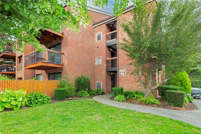 37 Bronxville Glen Drive Bldg 5 Bldg 5, Unit 1, Bronxville, NY 10708