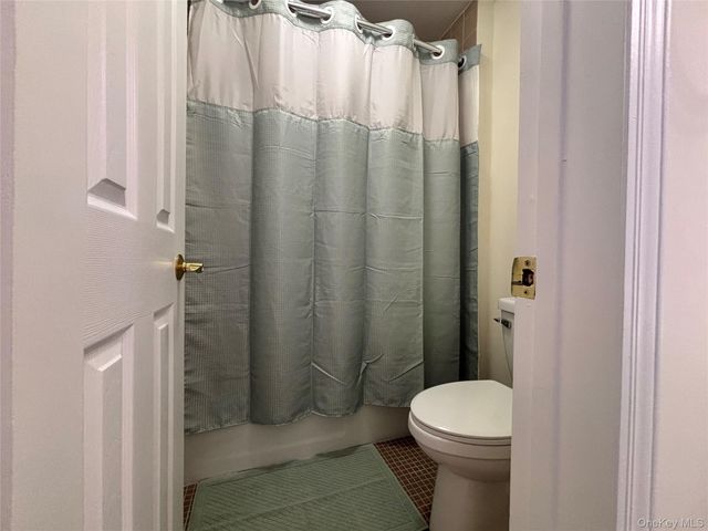 37 Bronxville Glen Drive Bldg 5 Bldg 5, Unit 1, Bronxville, NY 10708