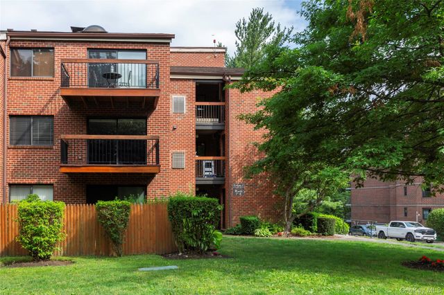 37 Bronxville Glen Drive Bldg 5 Bldg 5, Unit 1, Bronxville, NY 10708