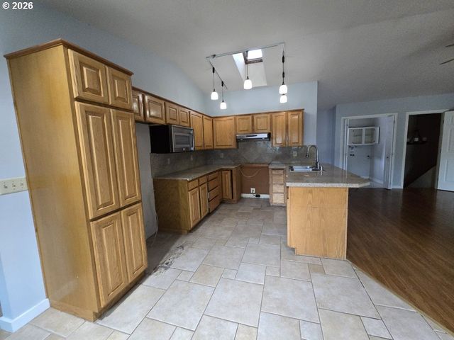 2213 Ne 129TH Ave, Vancouver, WA 98684
