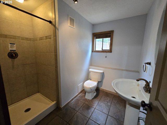 2213 Ne 129TH Ave, Vancouver, WA 98684