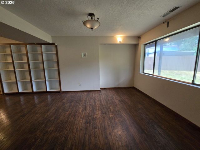 2213 Ne 129TH Ave, Vancouver, WA 98684