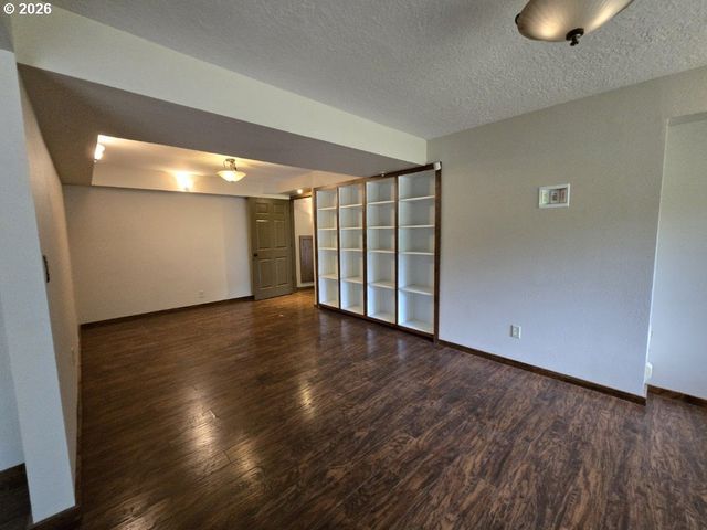 2213 Ne 129TH Ave, Vancouver, WA 98684