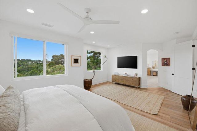 6711 Follette Street, Carlsbad, CA 92011