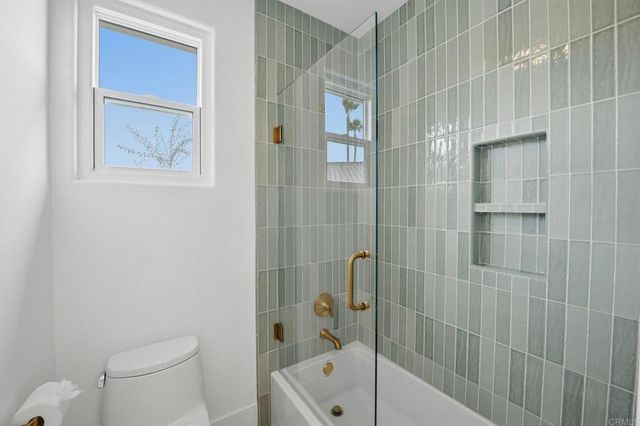 6711 Follette Street, Carlsbad, CA 92011