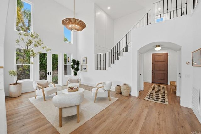 6711 Follette Street, Carlsbad, CA 92011