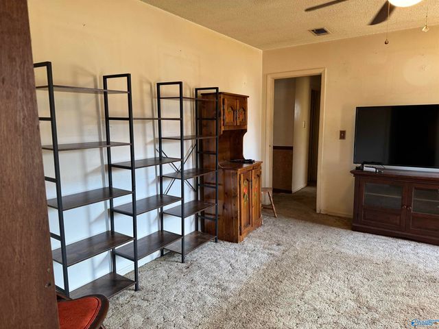 2902 Alhambra Circle SW, Huntsville, AL 35805