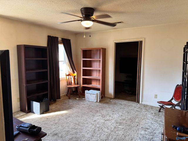 2902 Alhambra Circle SW, Huntsville, AL 35805