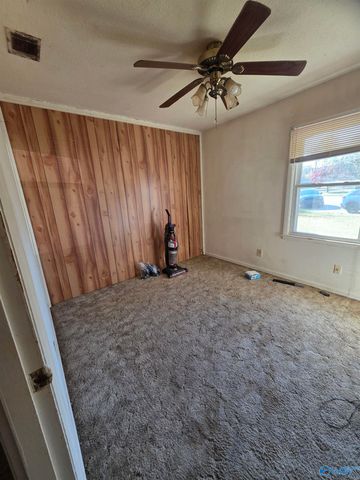 2902 Alhambra Circle SW, Huntsville, AL 35805