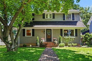 28 Kent Park, Brighton, NY 14610