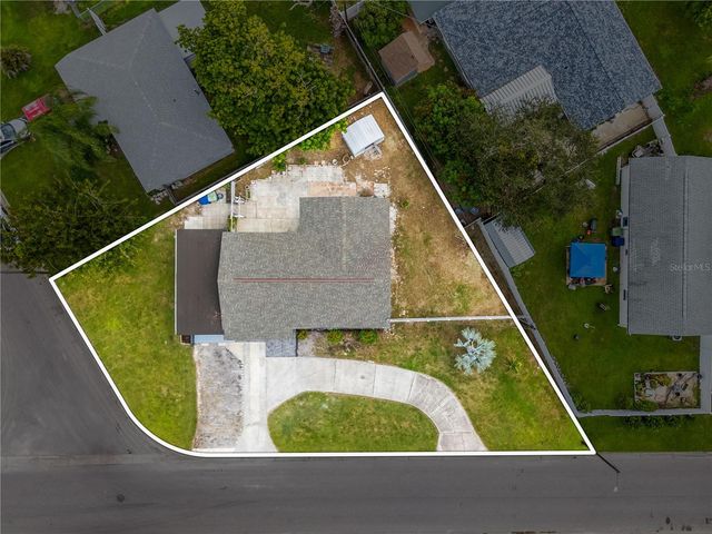 4112 W WALLACE AVENUE, Tampa, FL 33611