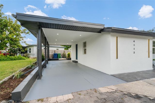 4112 W WALLACE AVENUE, Tampa, FL 33611