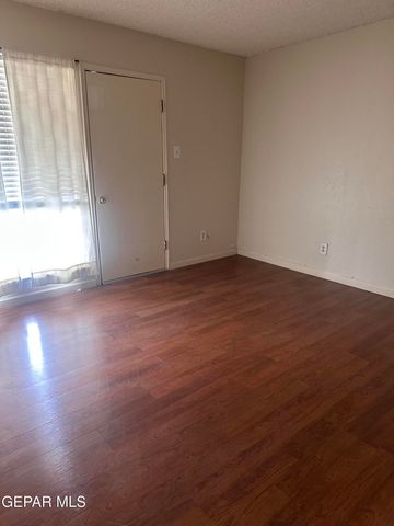 6700 Escondido Drive G6, El Paso, TX 79912