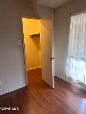 6700 Escondido Drive G6, El Paso, TX 79912