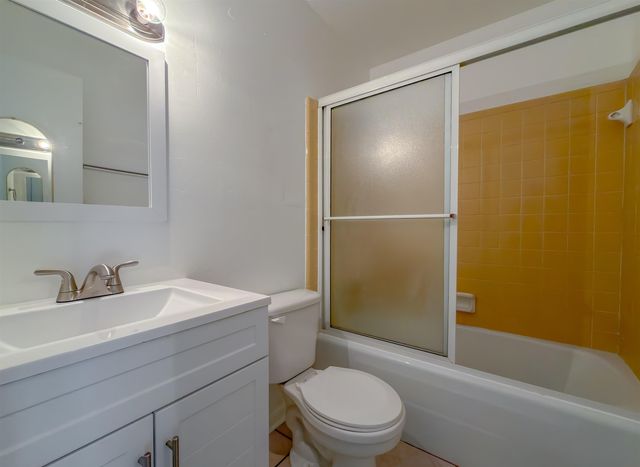 307 Sweetbriar Drive, Tallahassee, FL 32312