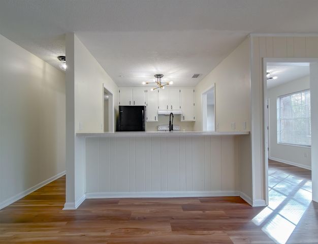 307 Sweetbriar Drive, Tallahassee, FL 32312